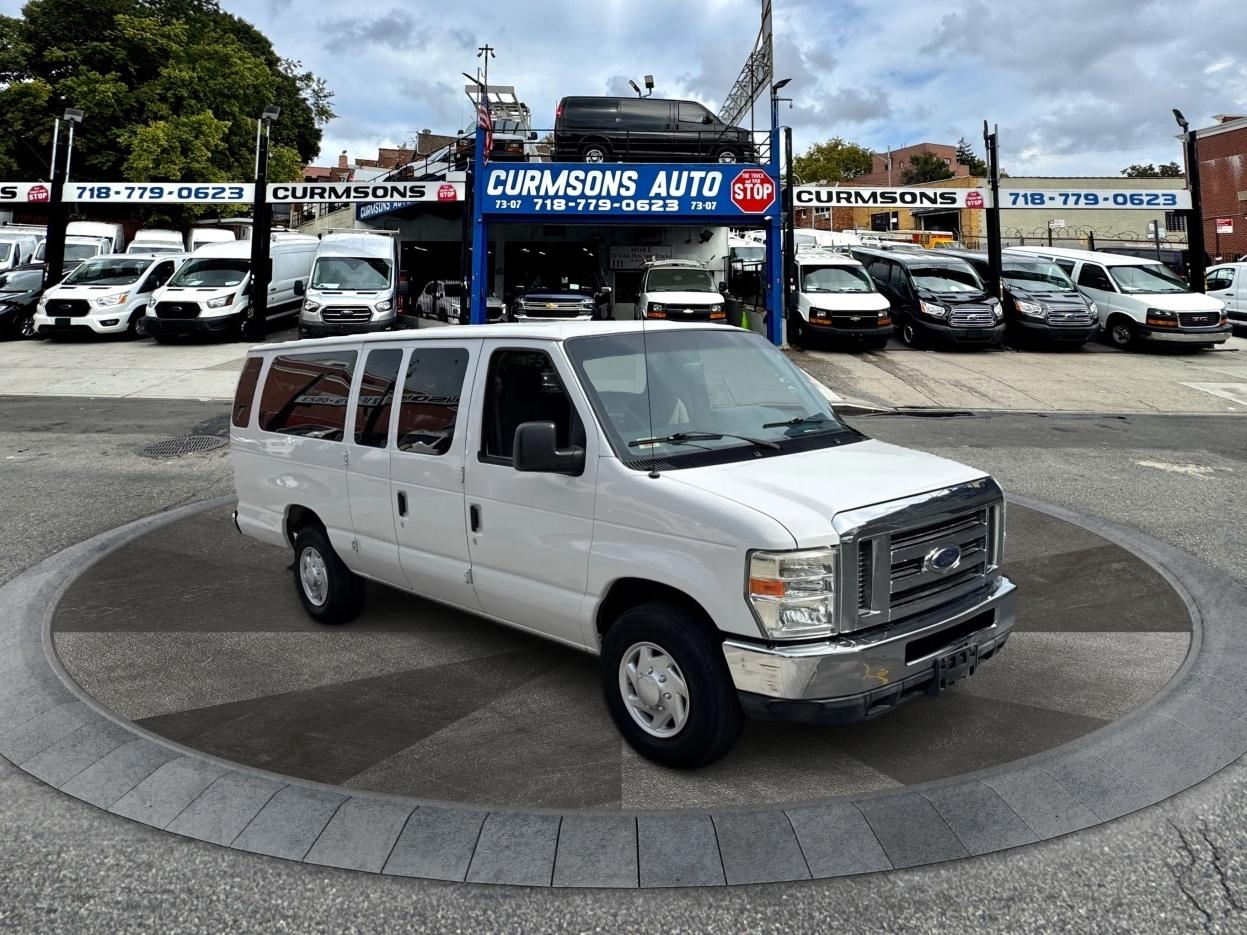 2011 Ford Econoline Wagon E-350 Super Duty Ext XLT