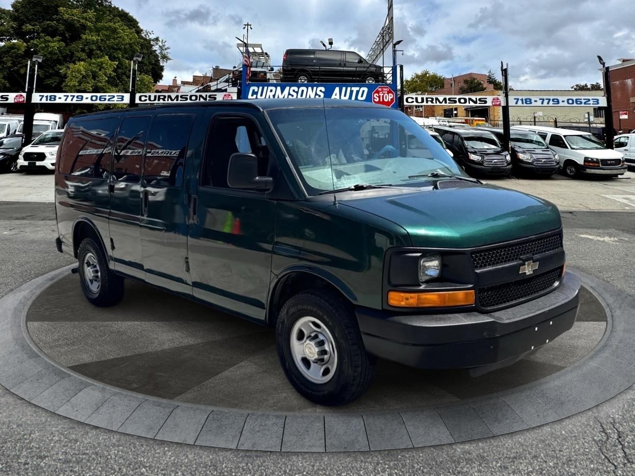 2012 Chevrolet Express Passenger RWD 2500 135" 1LS