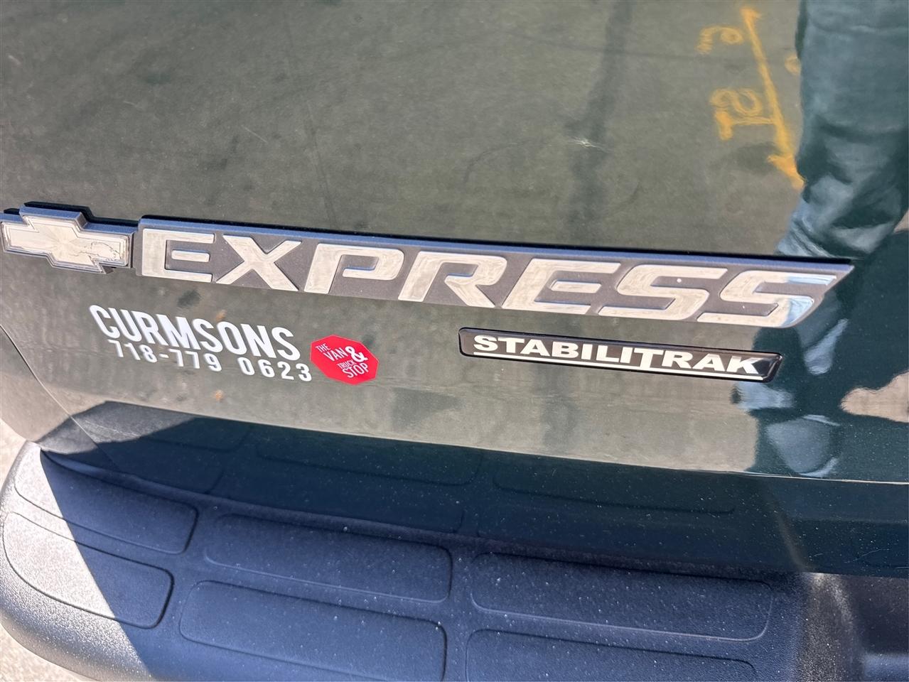 Chevrolet Express Passenger RWD 2500 135" 1LS 2012