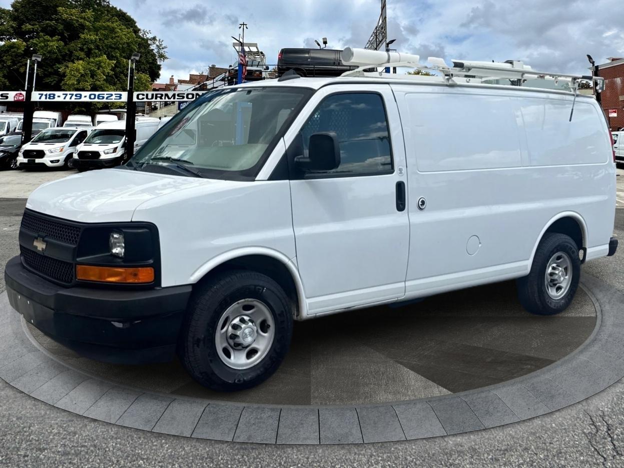 Chevrolet Express Cargo Van RWD 2500 135" 2017