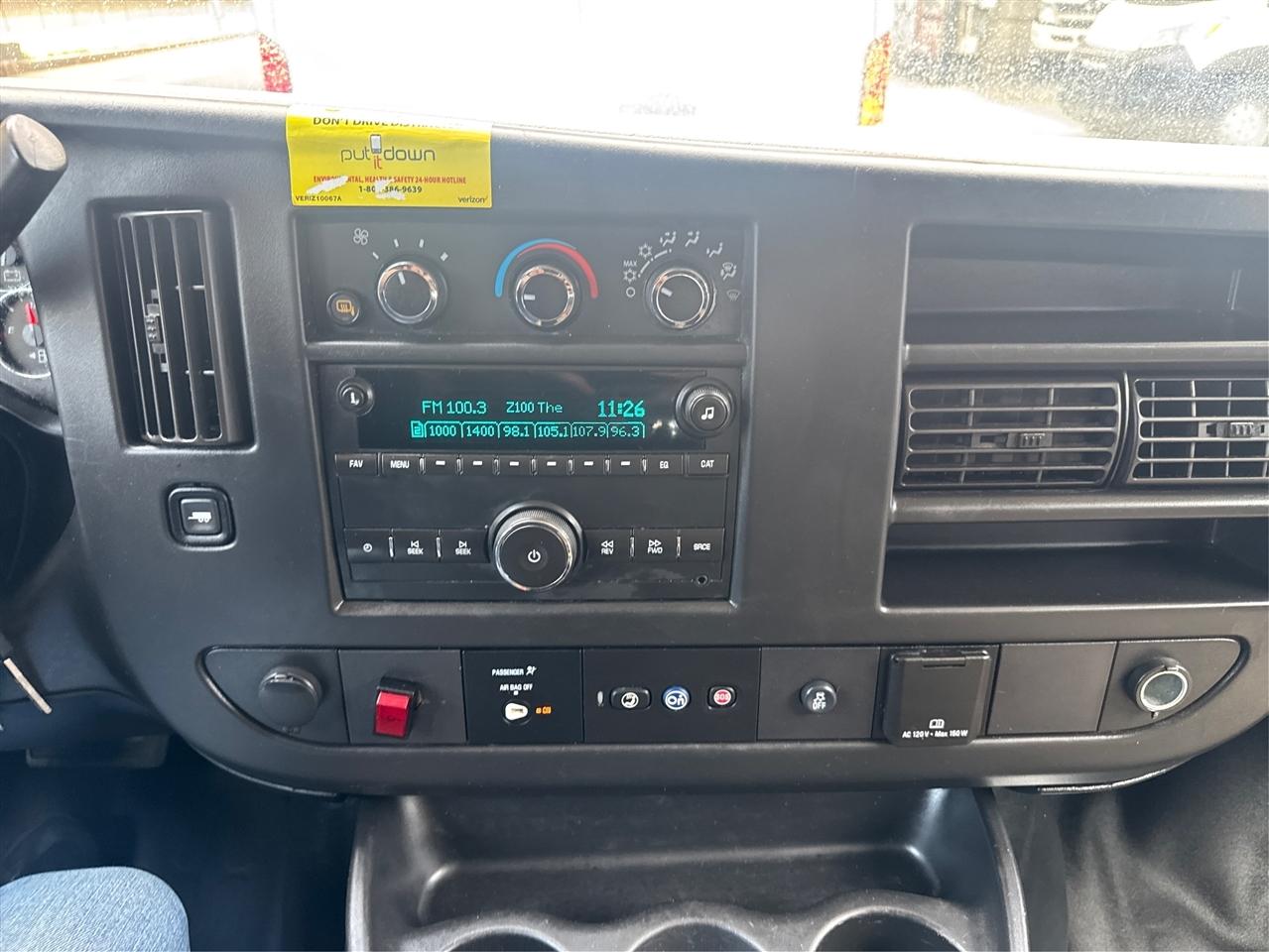 Chevrolet Express Cargo Van RWD 2500 135" 2017