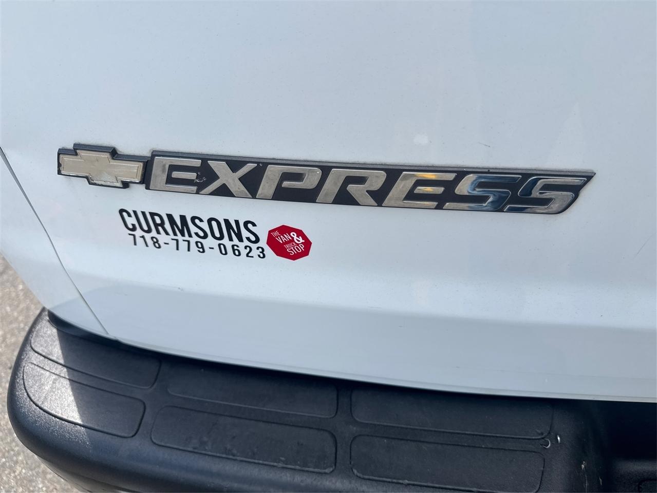 Chevrolet Express Cargo Van RWD 2500 135" 2017