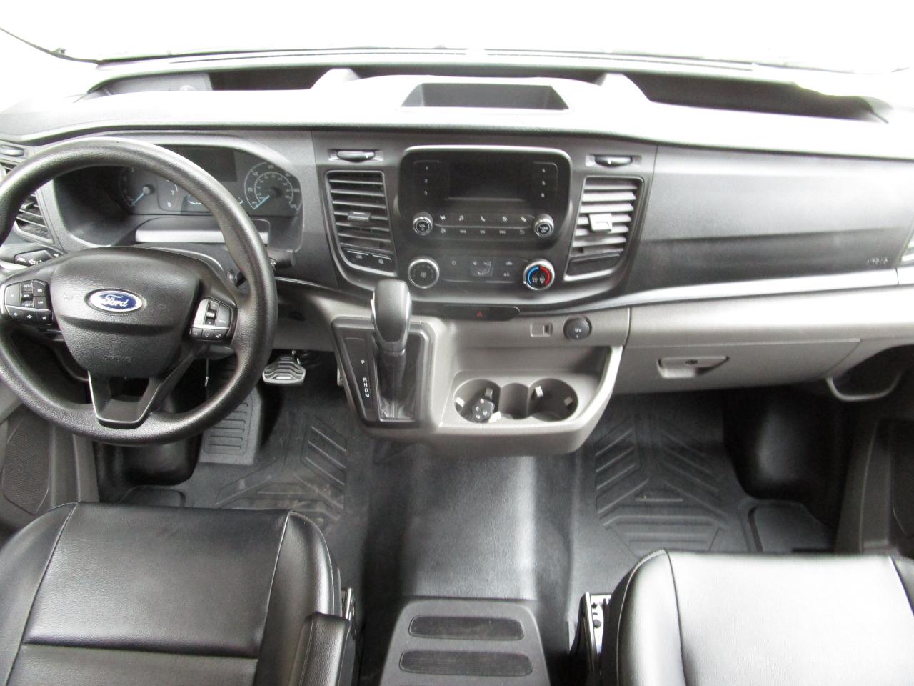 Ford Transit Cargo Van T-250 148" Med Rf 9070 GVWR RWD 2025