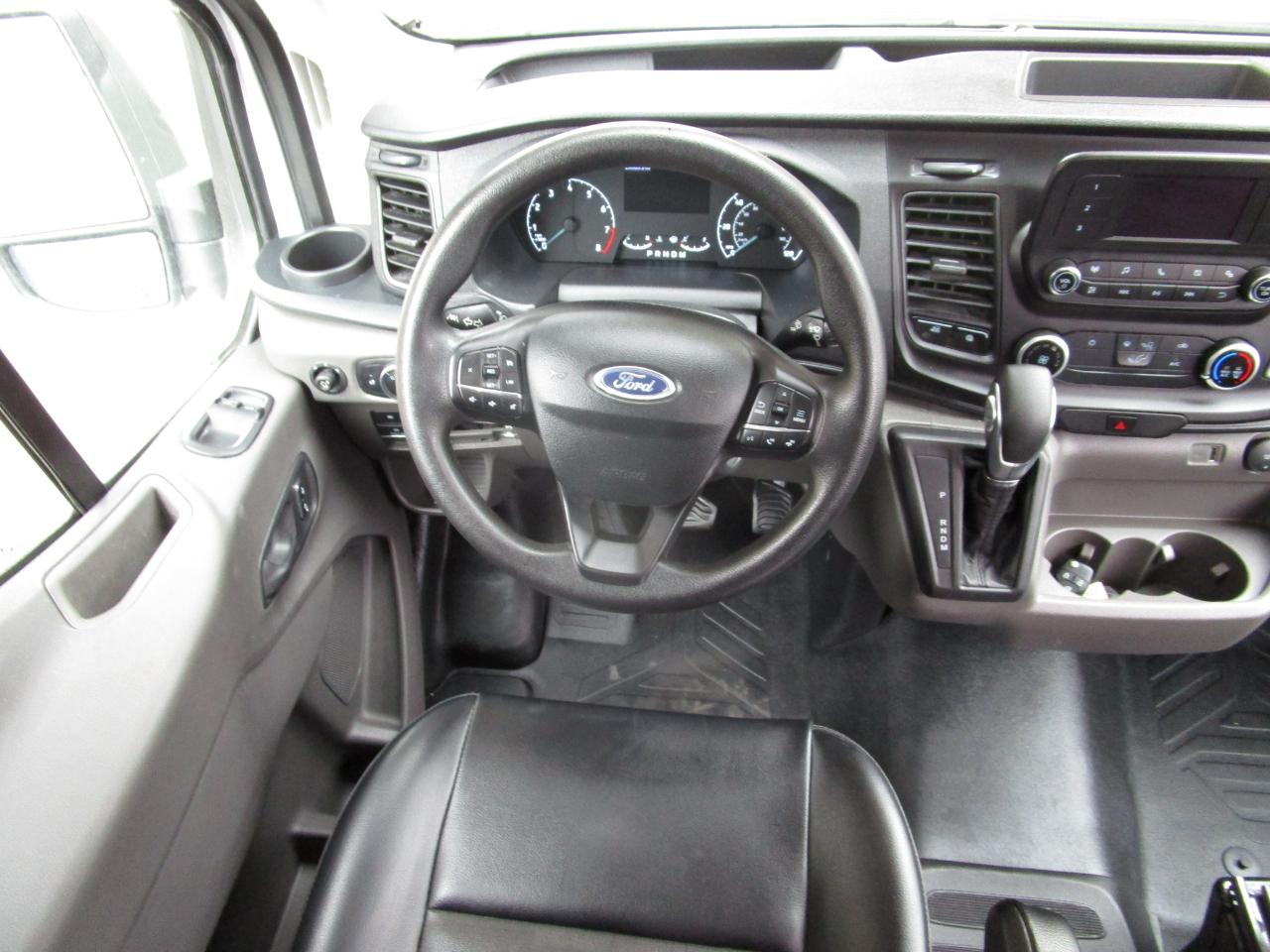 Ford Transit Cargo Van T-250 148" Med Rf 9070 GVWR RWD 2025