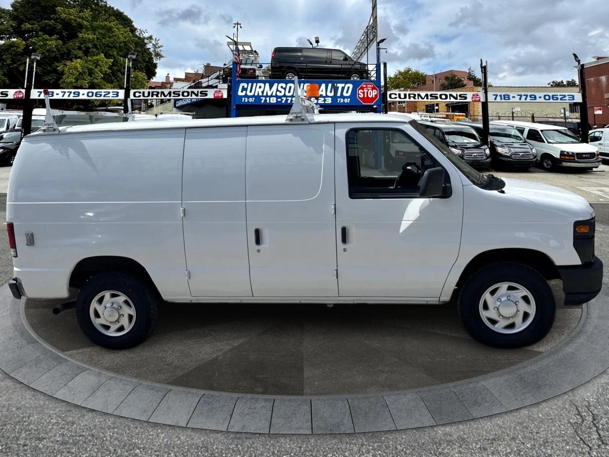 Ford Econoline Cargo Van E-350 2014