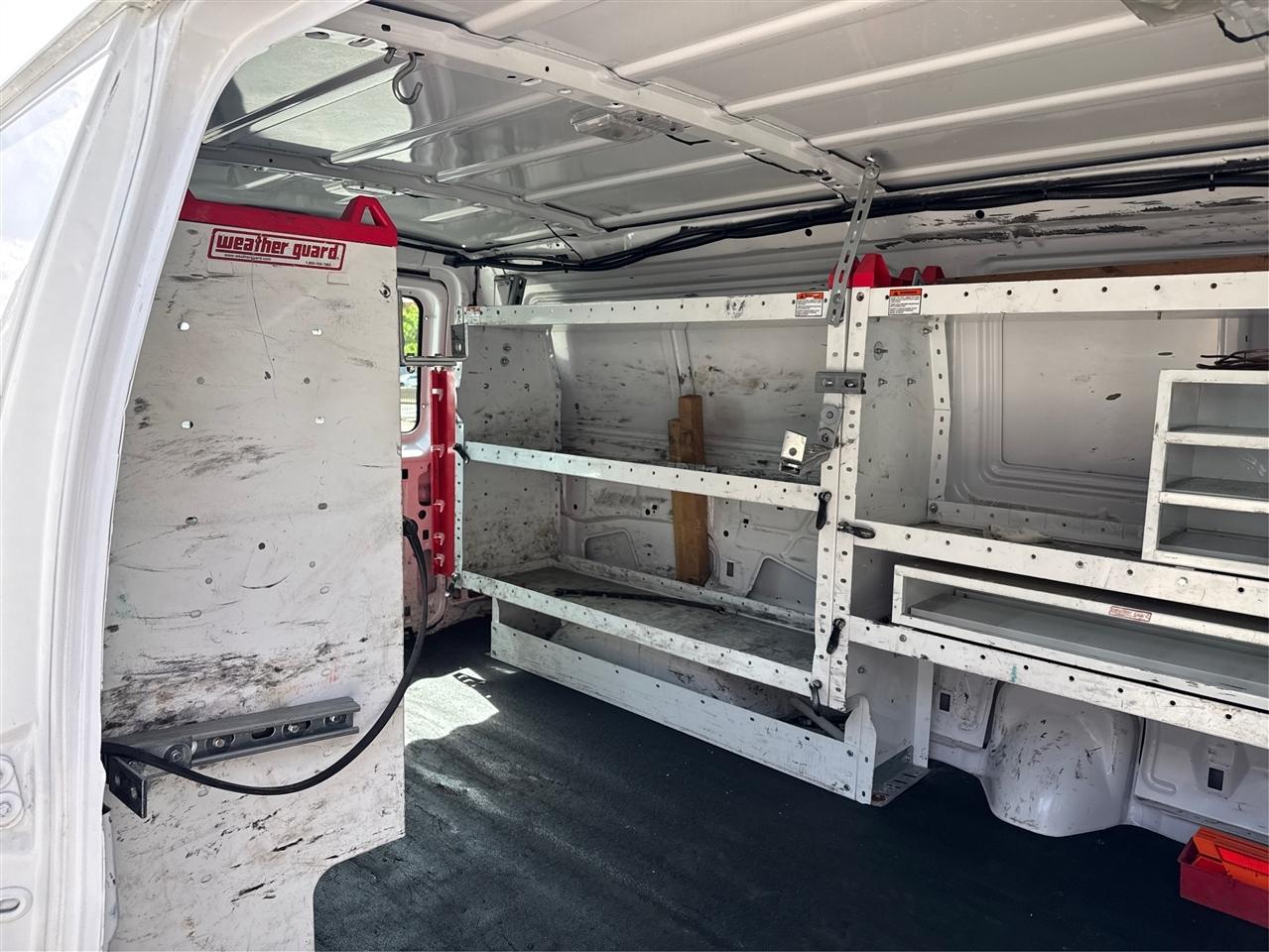 Ford Econoline Cargo Van E-350 2014