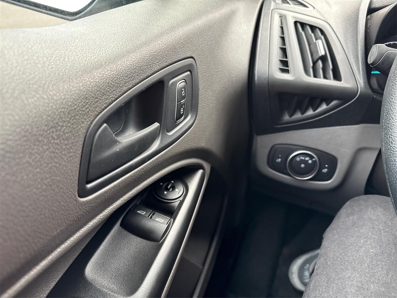 Ford Transit Connect Van XL LWB w/Rear Symmetrical Doors 2020