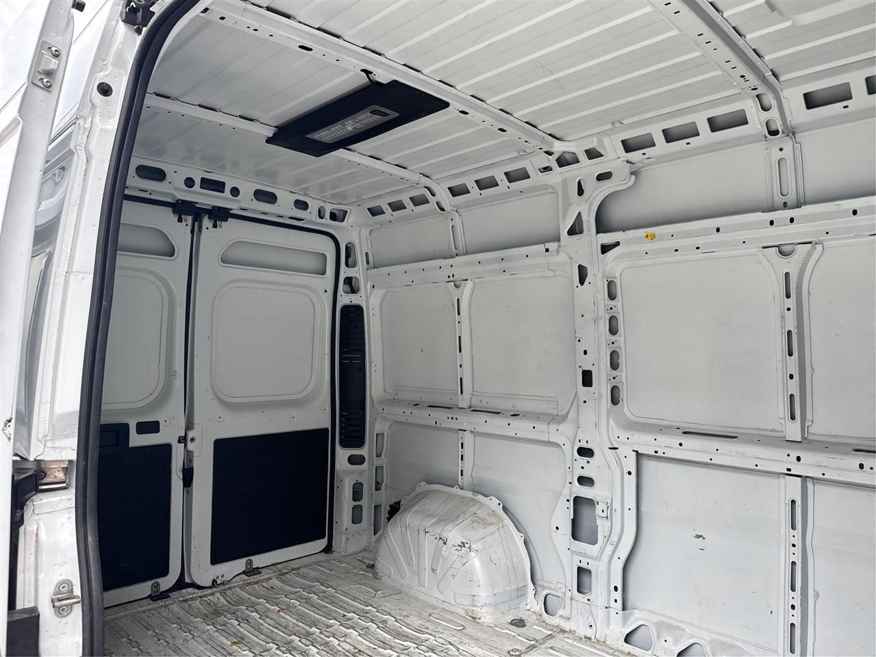 RAM ProMaster Cargo Van Tradesman 2500 High Roof 136" WB w/Pass Seat 2024