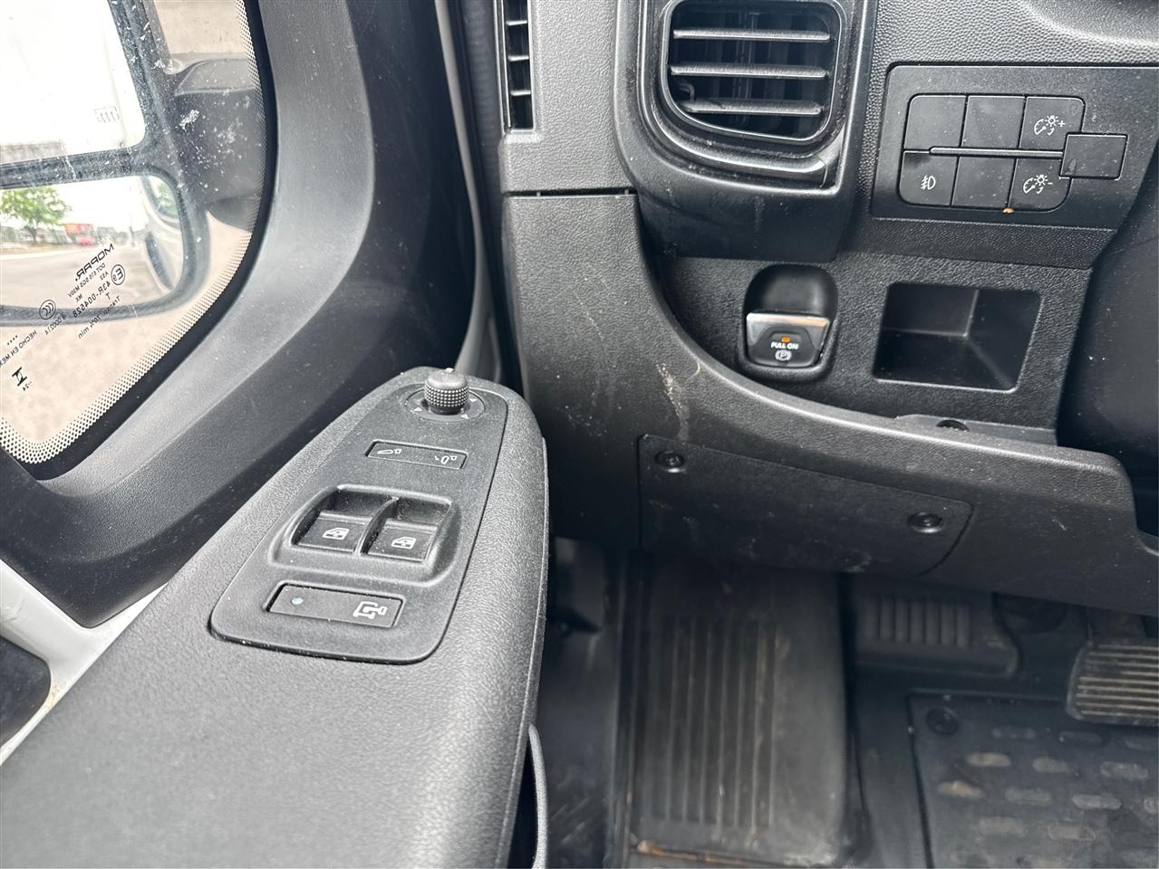 RAM ProMaster Cargo Van Tradesman 2500 High Roof 136" WB w/Pass Seat 2024