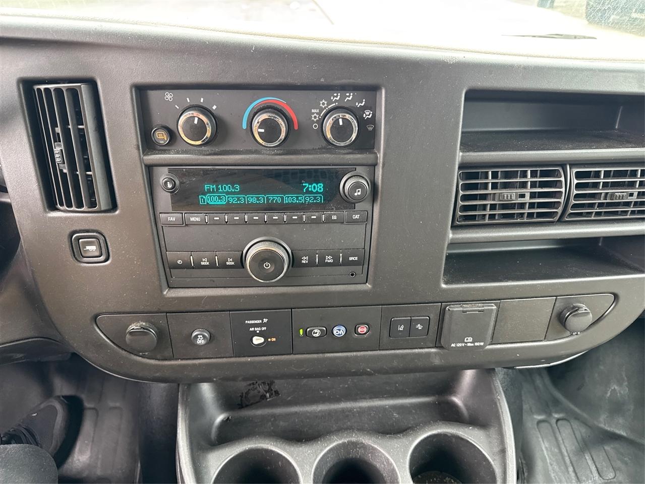 Chevrolet Express Cargo Van RWD 3500 135" 2020