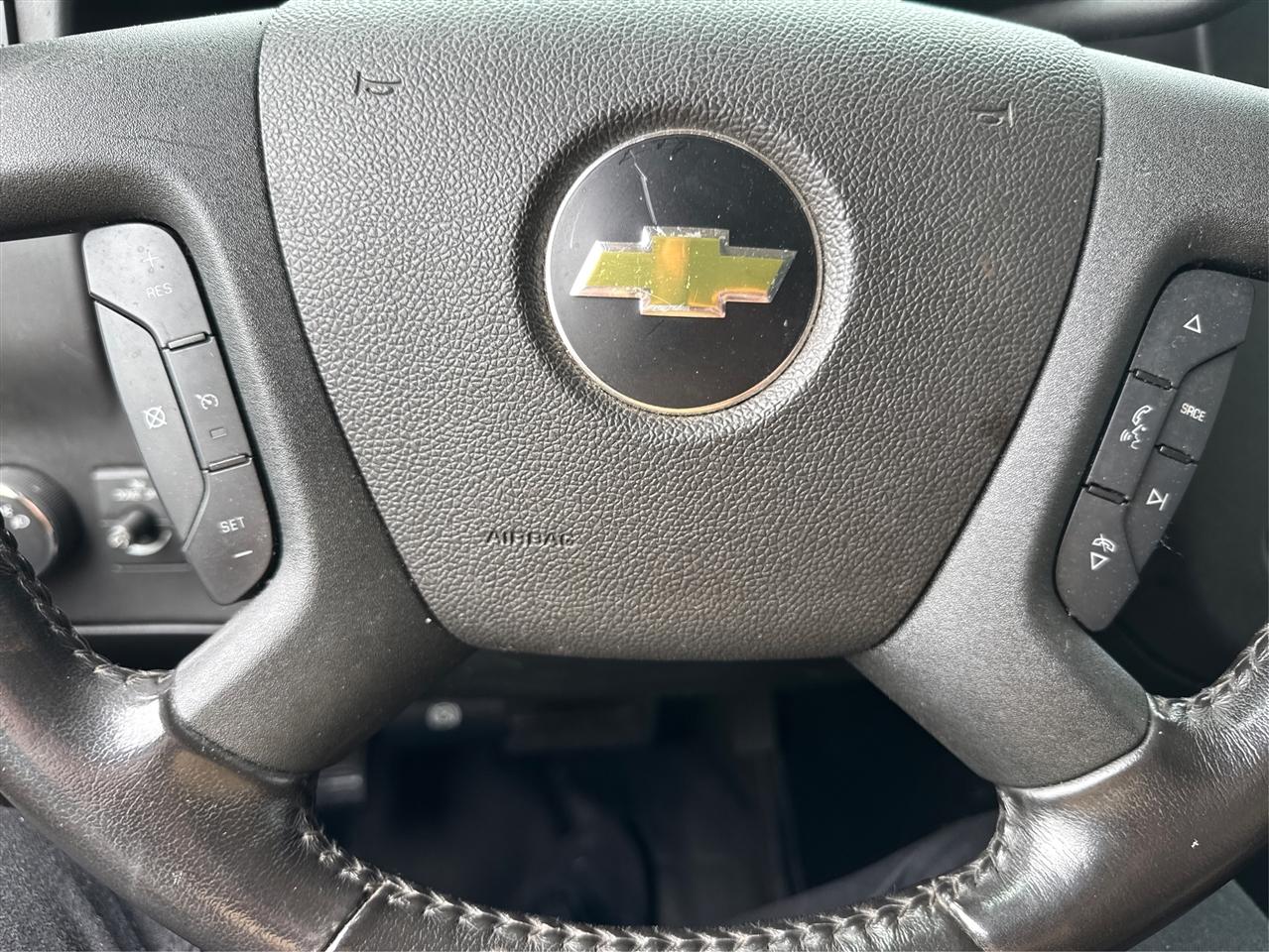 Chevrolet Express Cargo Van RWD 3500 135" 2020