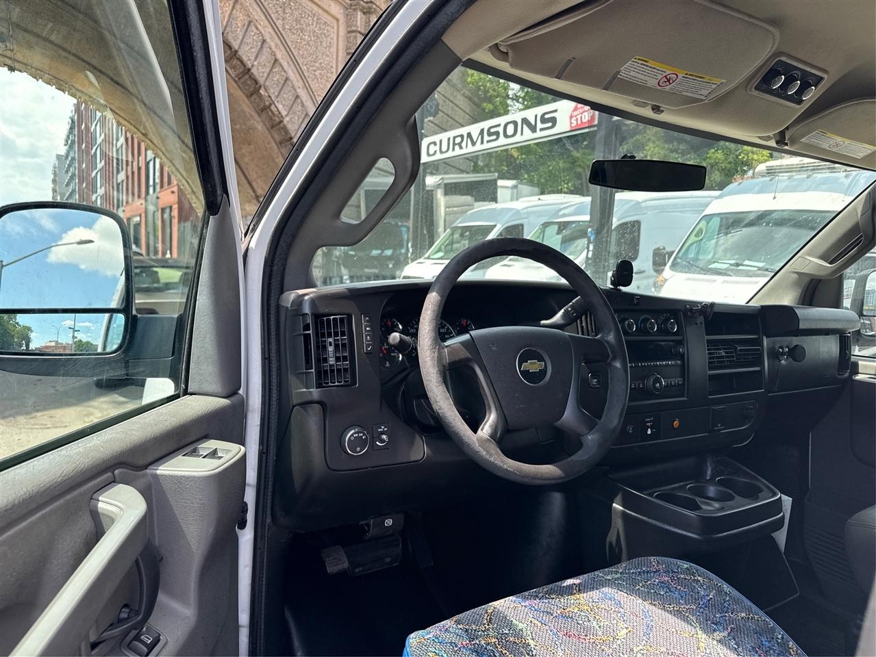 Chevrolet Express Cargo Van RWD 3500 155" 2016