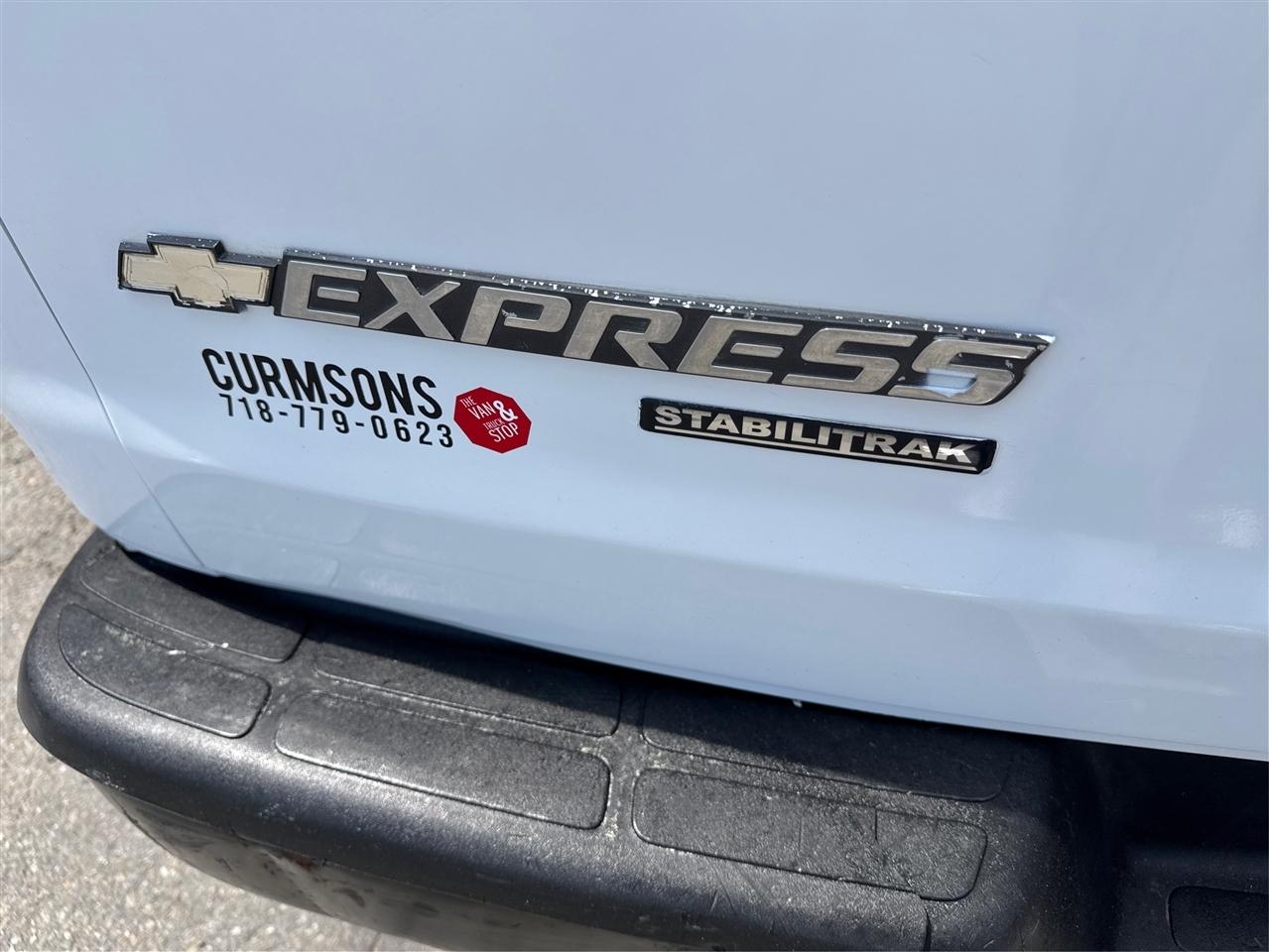 Chevrolet Express Cargo Van RWD 3500 155" 2016