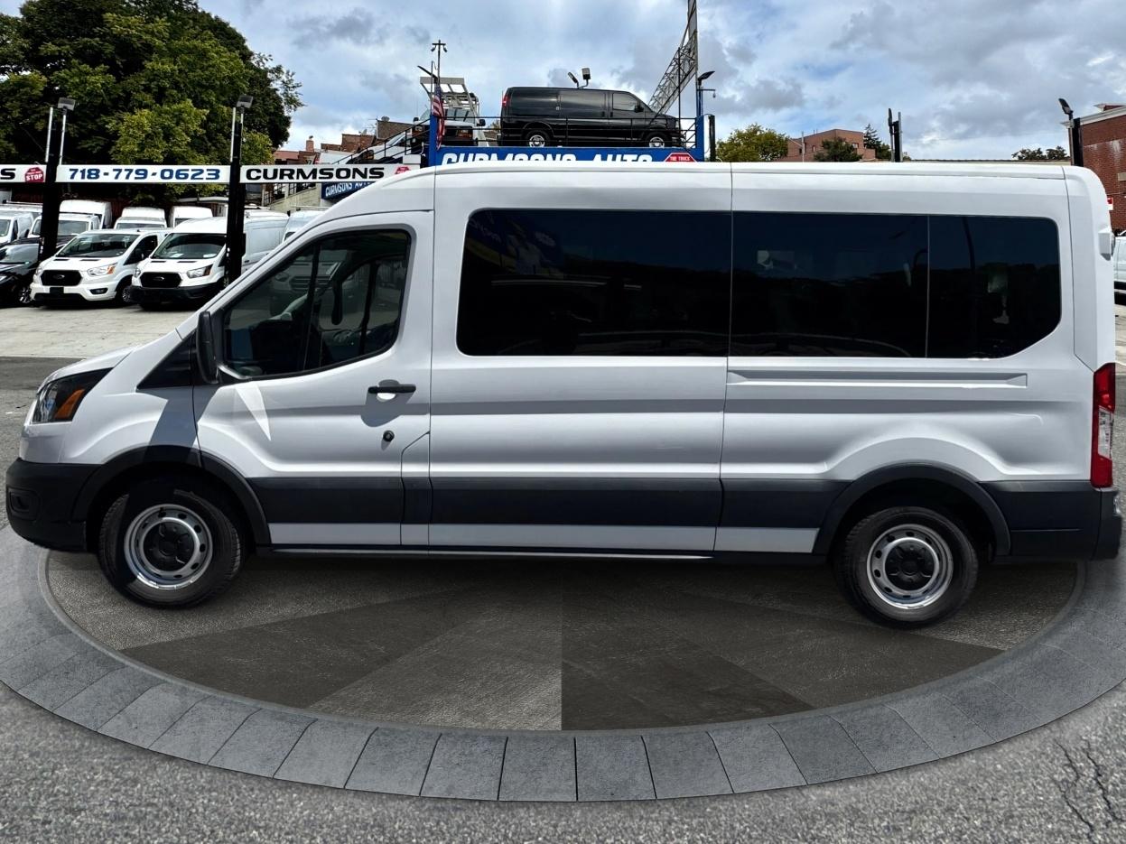 Ford Transit Passenger Wagon T-350 148" Med Roof XLT RWD 2023