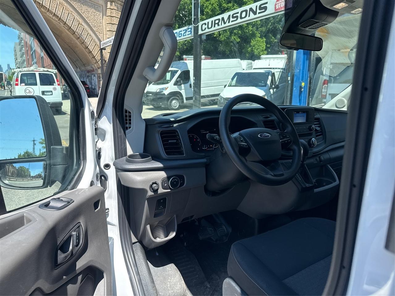 Ford Transit Passenger Wagon T-350 148" Med Roof XLT RWD 2023