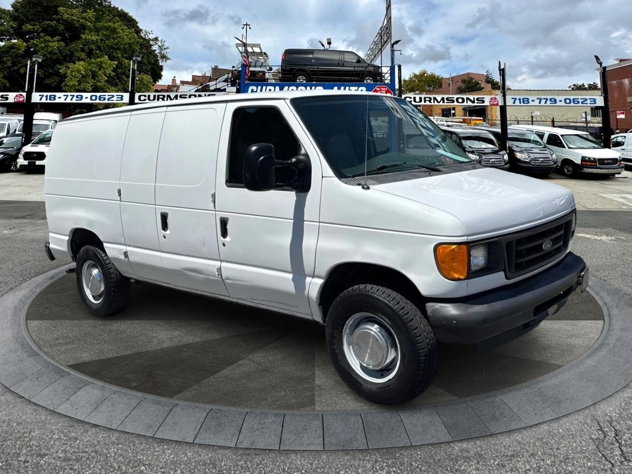 2004 Ford Econoline Cargo Van E-250