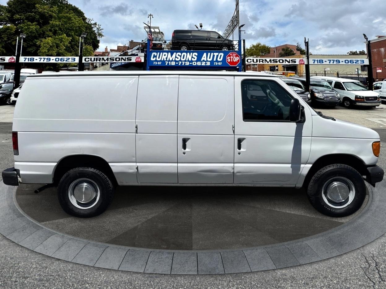 Ford Econoline Cargo Van E-250 2004