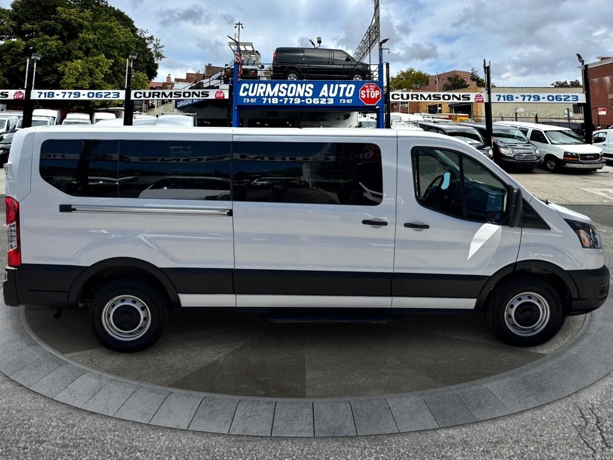 Ford Transit Passenger Wagon T-350 148" Low Roof XLT RWD 2024
