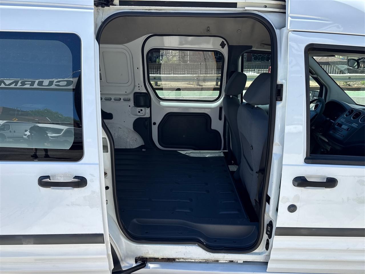 Ford Transit Connect 114.6" XL w/side & rear door privacy glass 2012