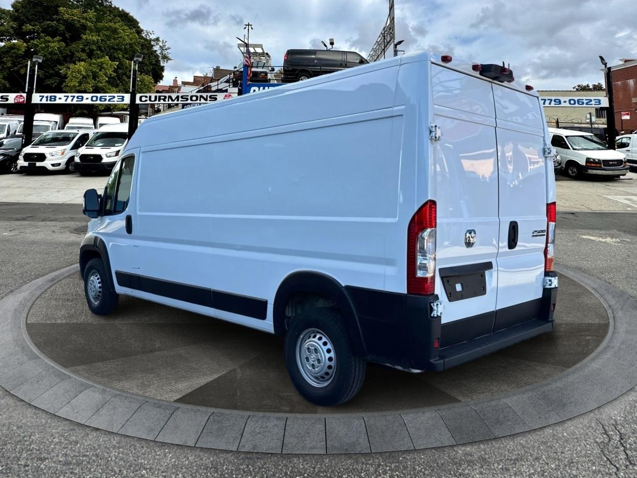 RAM ProMaster Cargo Van Tradesman 2500 High Roof 159" WB w/Pass Seat 2024
