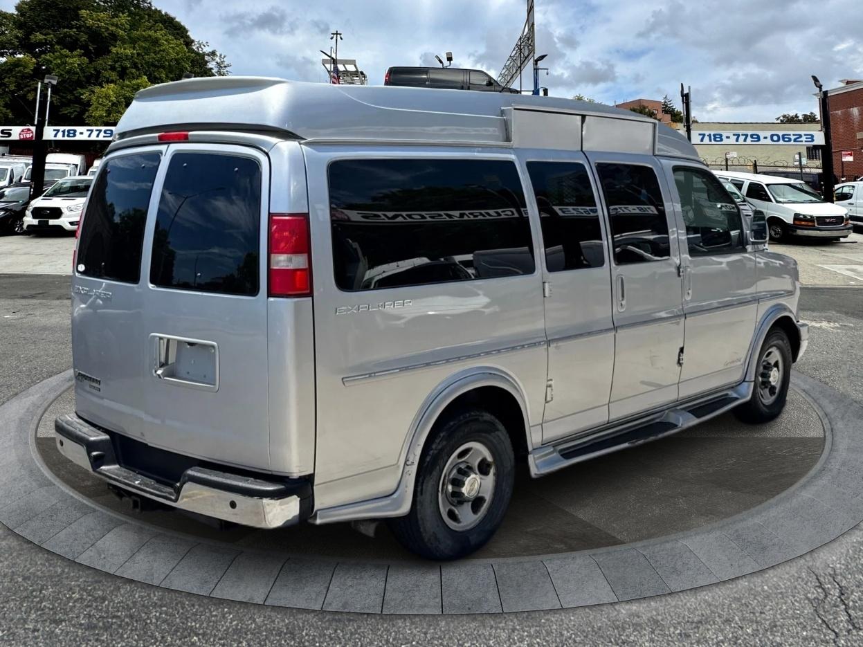Chevrolet Express Cargo Van RWD 2500 135" 2015
