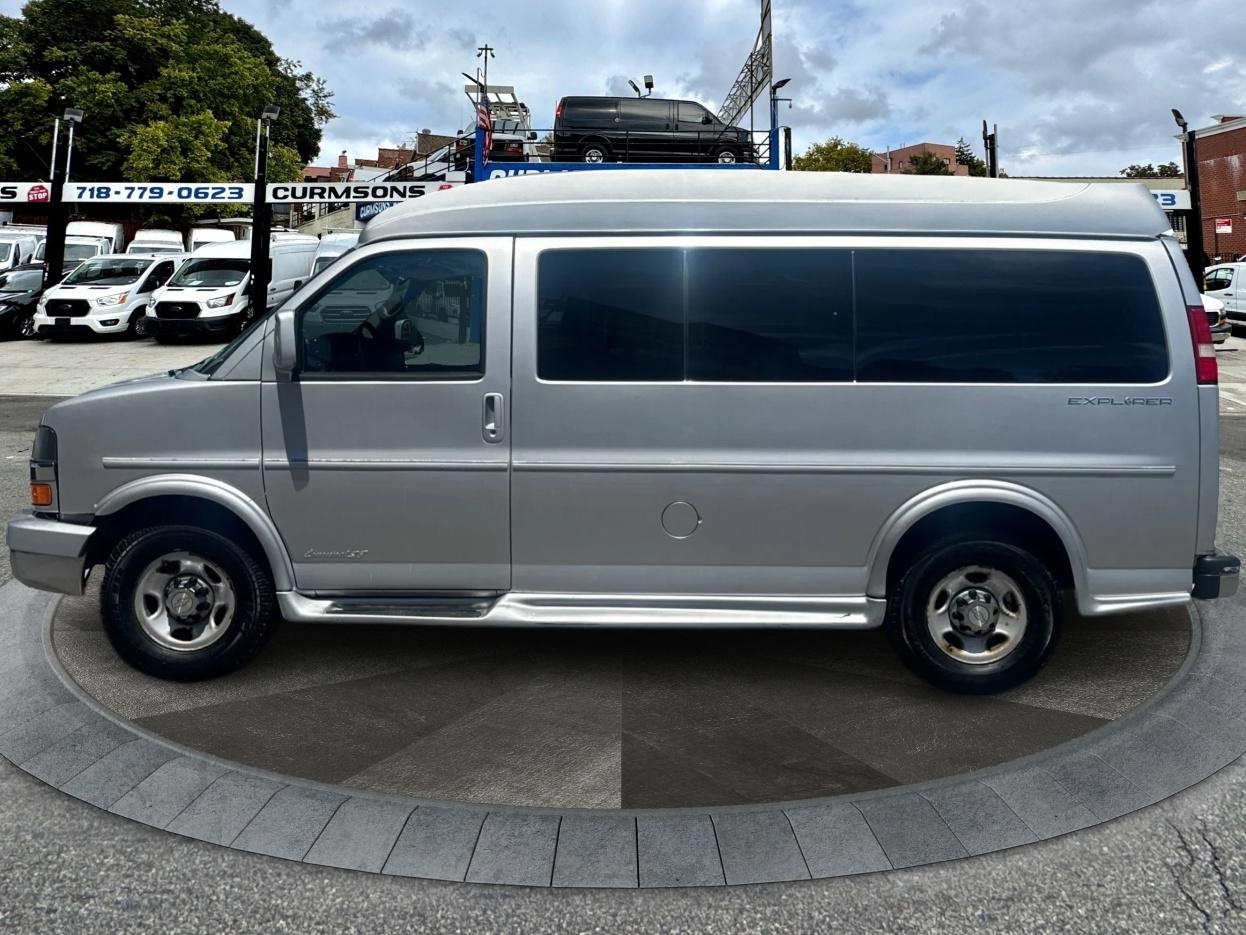Chevrolet Express Cargo Van RWD 2500 135" 2015