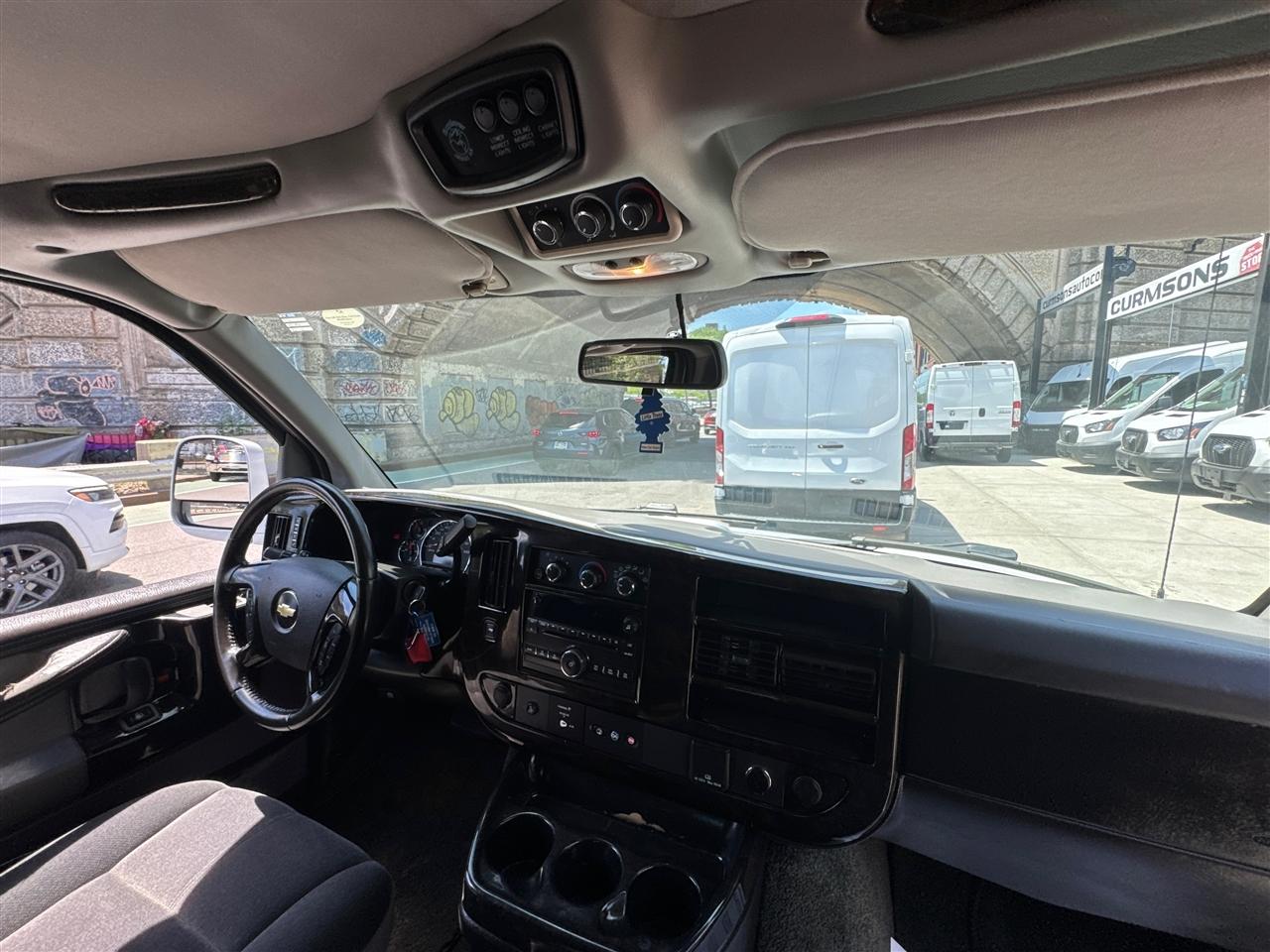 Chevrolet Express Cargo Van RWD 2500 135" 2015