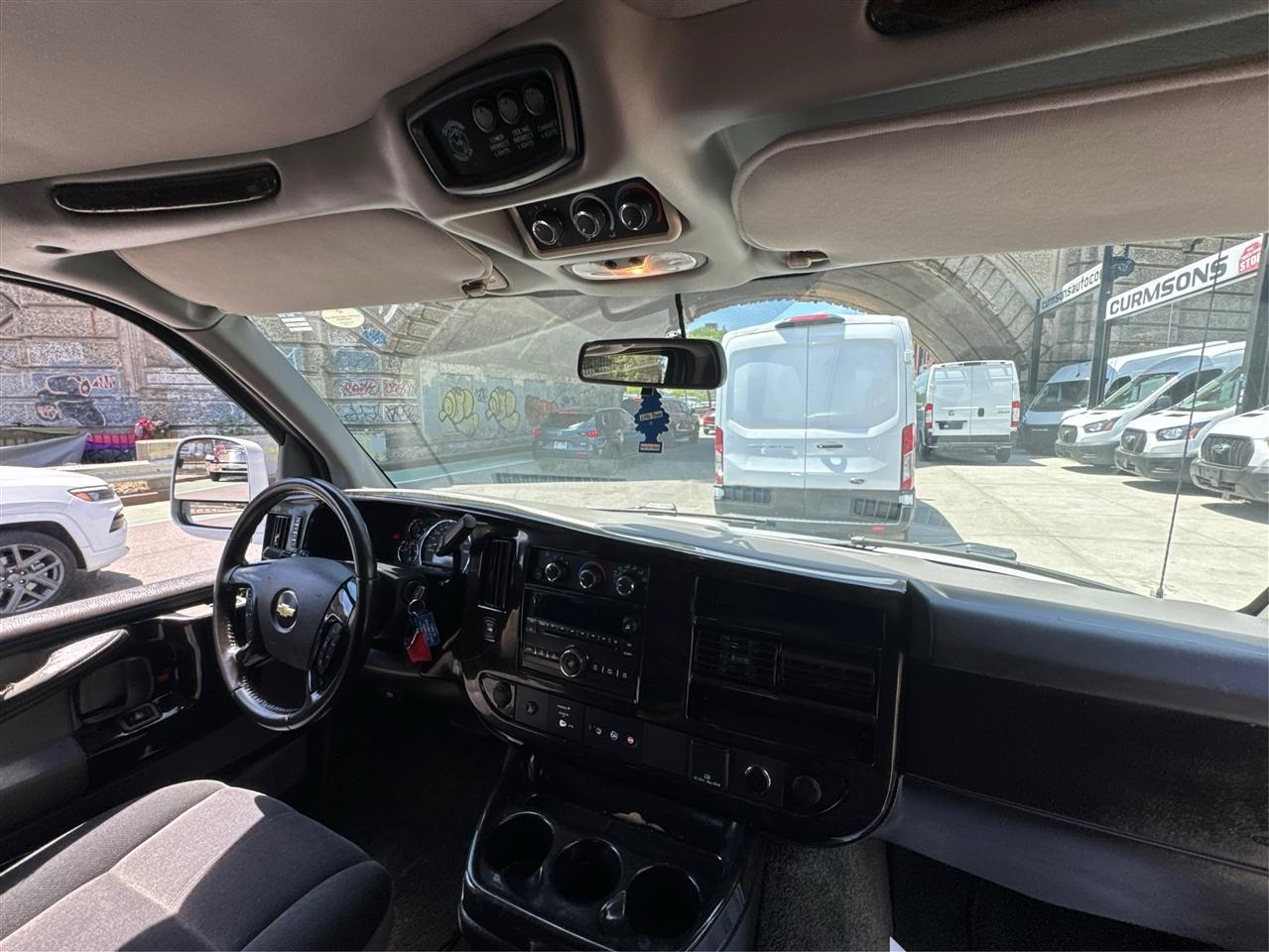 Chevrolet Express Cargo Van RWD 2500 135" 2015
