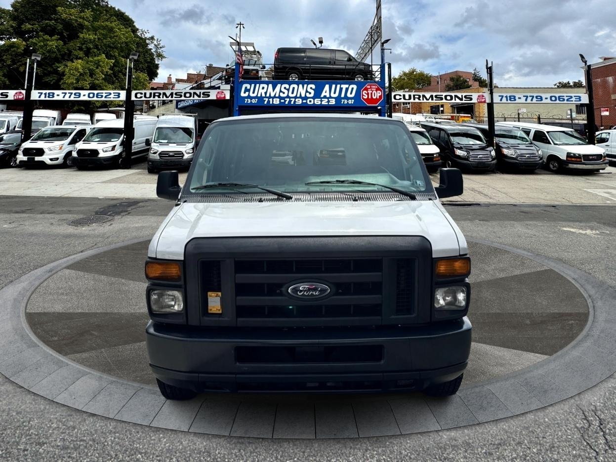 Ford Econoline Wagon E-350 Super Duty Ext XL 2009