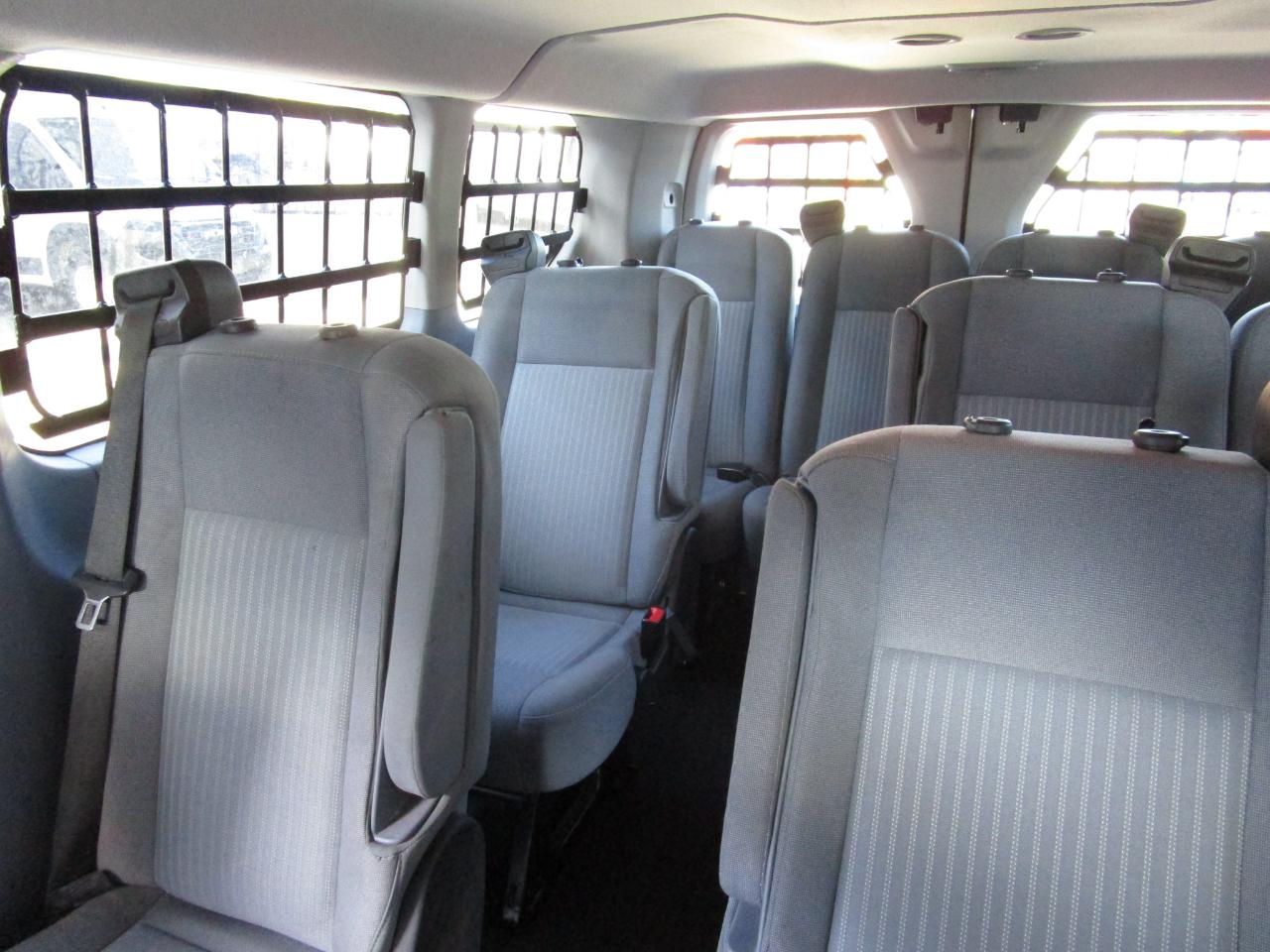 Ford Transit Wagon T-350 148" Low Roof XLT Swing-Out RH Dr 2016