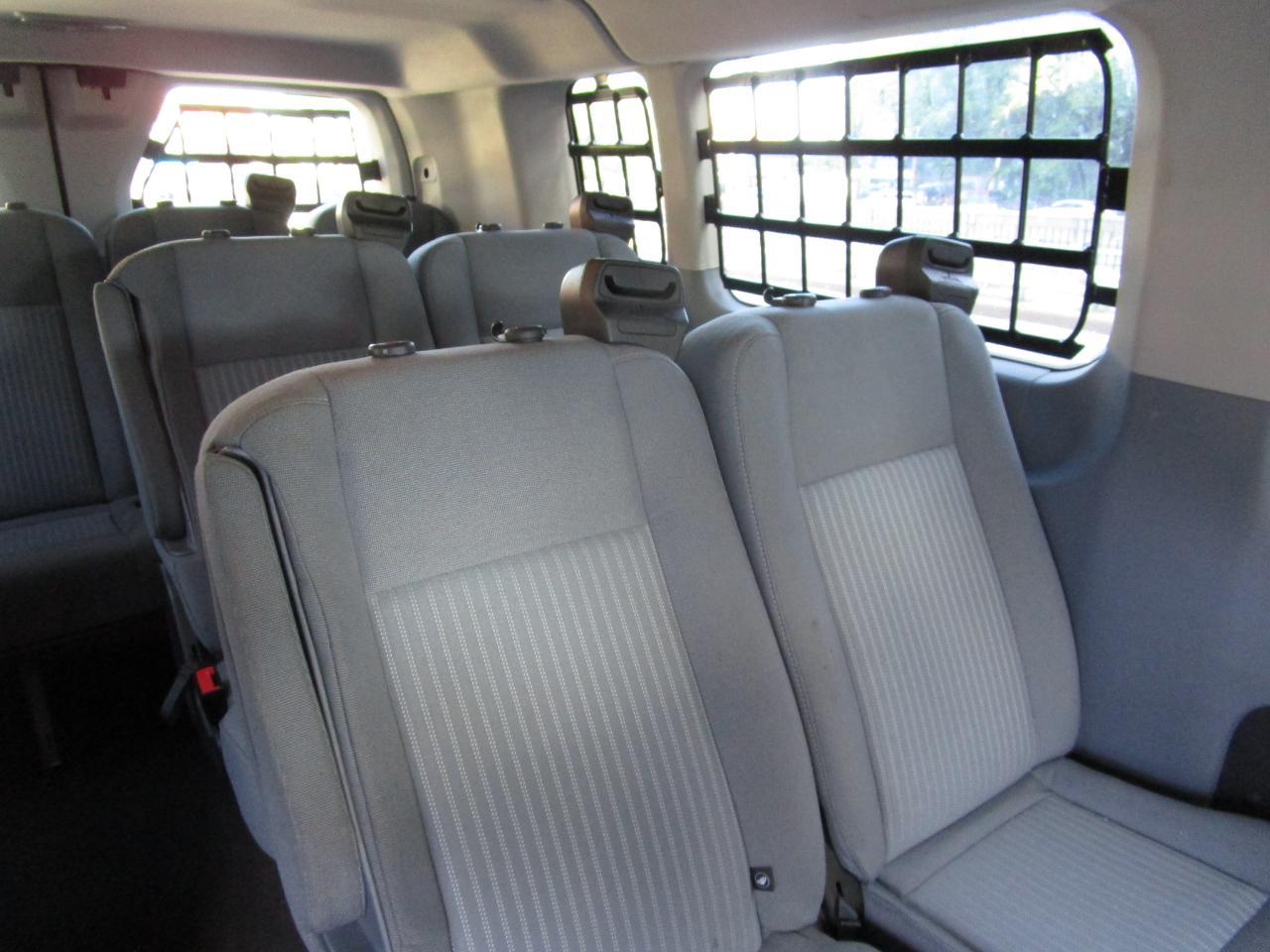Ford Transit Wagon T-350 148" Low Roof XLT Swing-Out RH Dr 2016