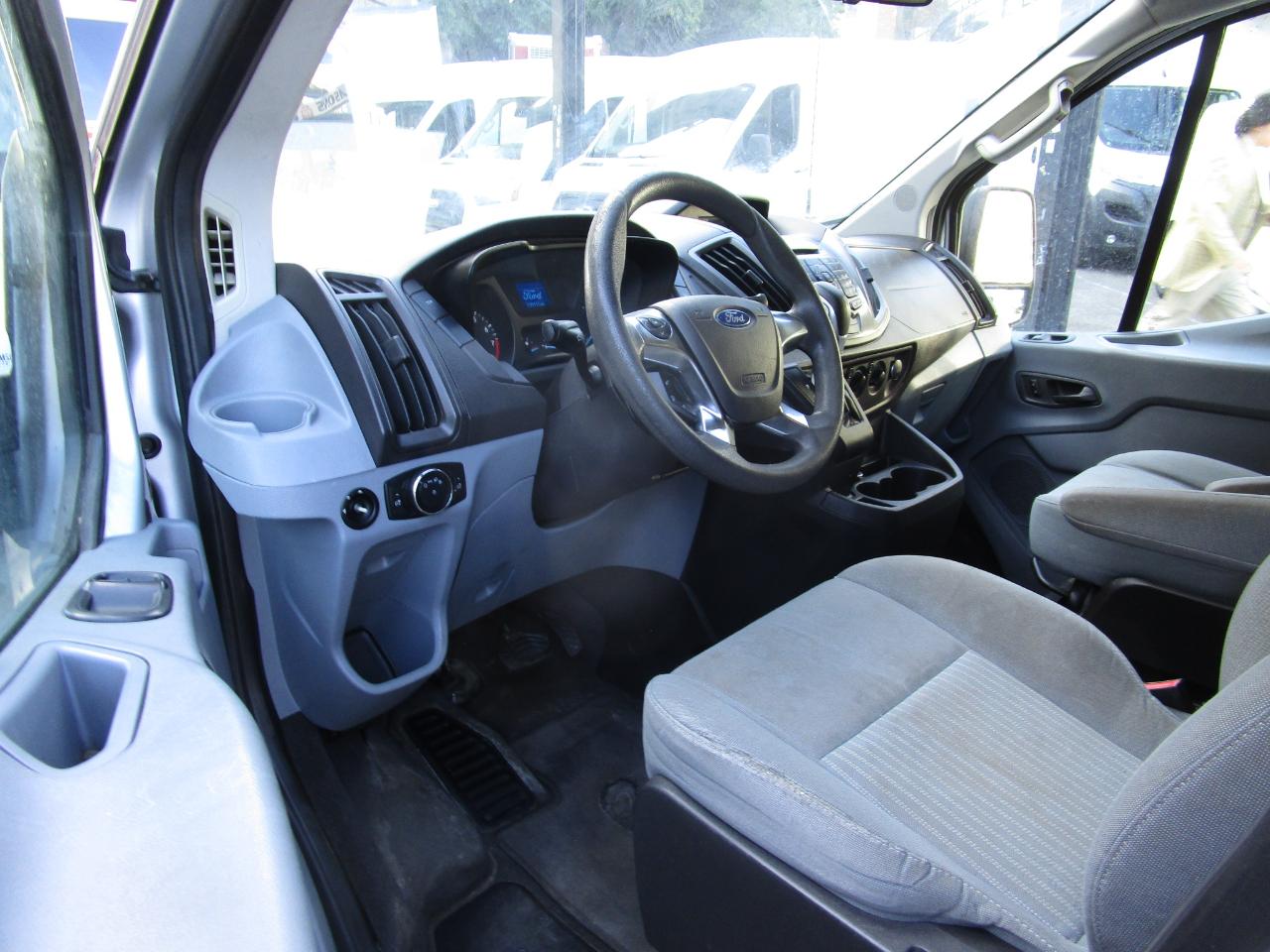 Ford Transit Wagon T-350 148" Low Roof XLT Swing-Out RH Dr 2016
