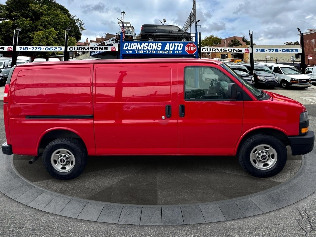 GMC Savana Cargo Van RWD 2500 135" 2018