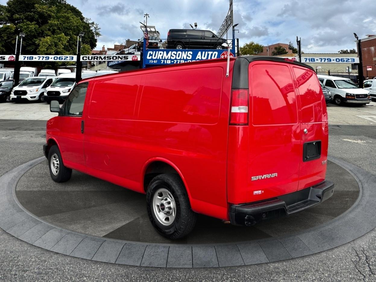 GMC Savana Cargo Van RWD 2500 135" 2018