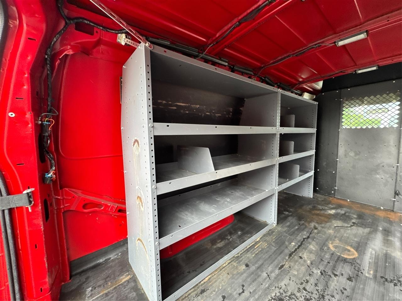 GMC Savana Cargo Van RWD 2500 135" 2018