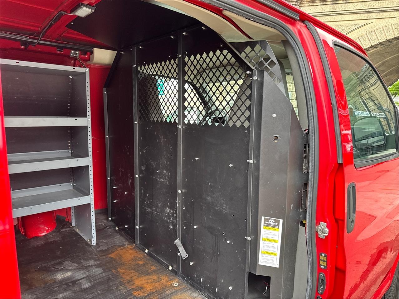 GMC Savana Cargo Van RWD 2500 135" 2018