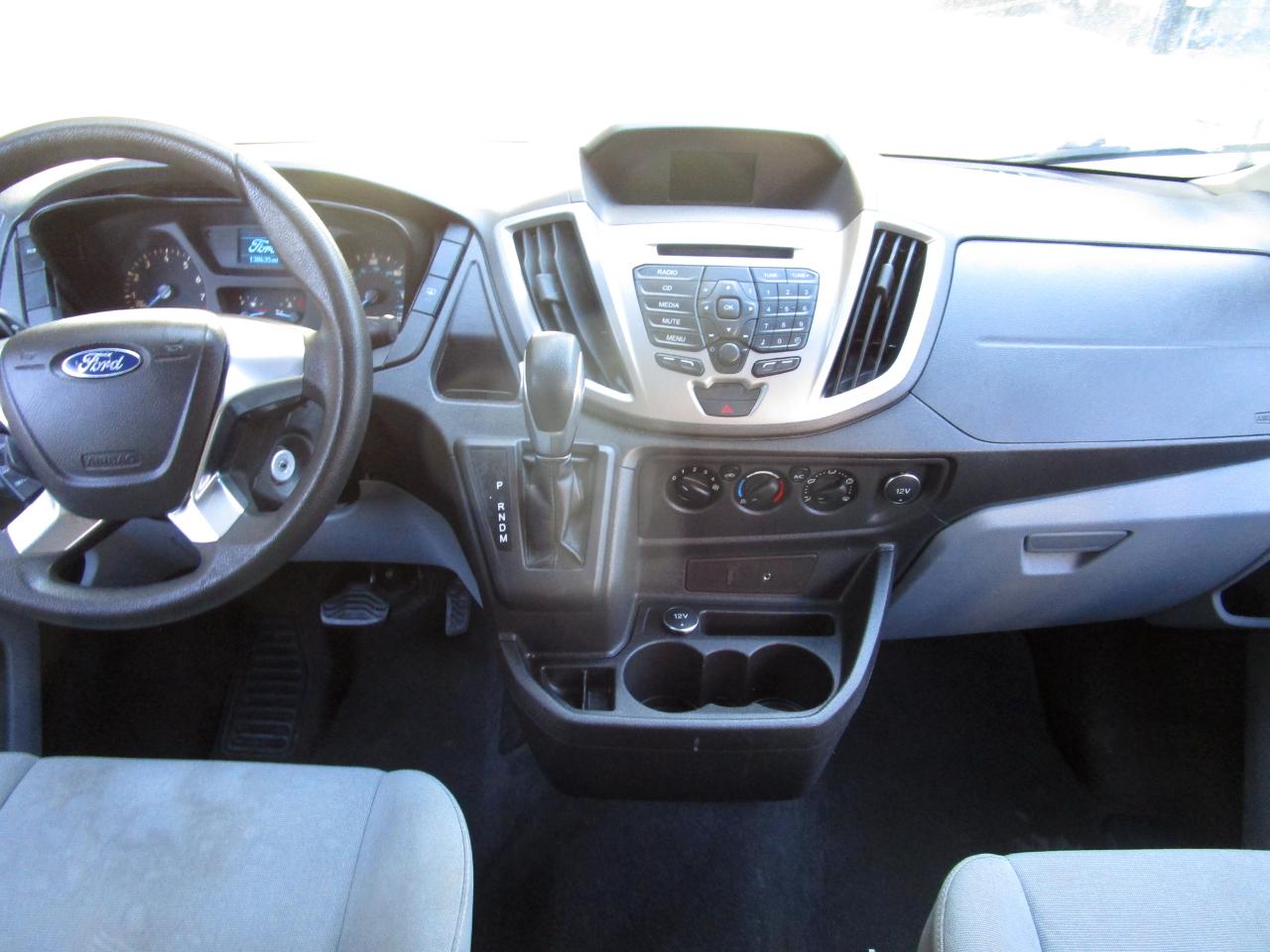 Ford Transit Wagon T-350 148" Low Roof XLT Swing-Out RH Dr 2016