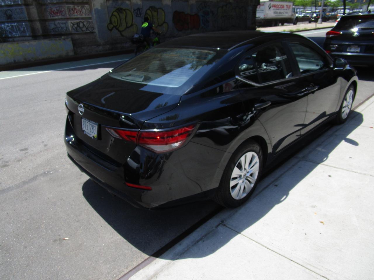 Nissan Sentra S CVT 2025