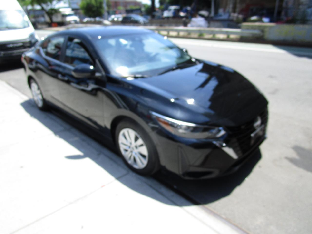 Nissan Sentra S CVT 2025