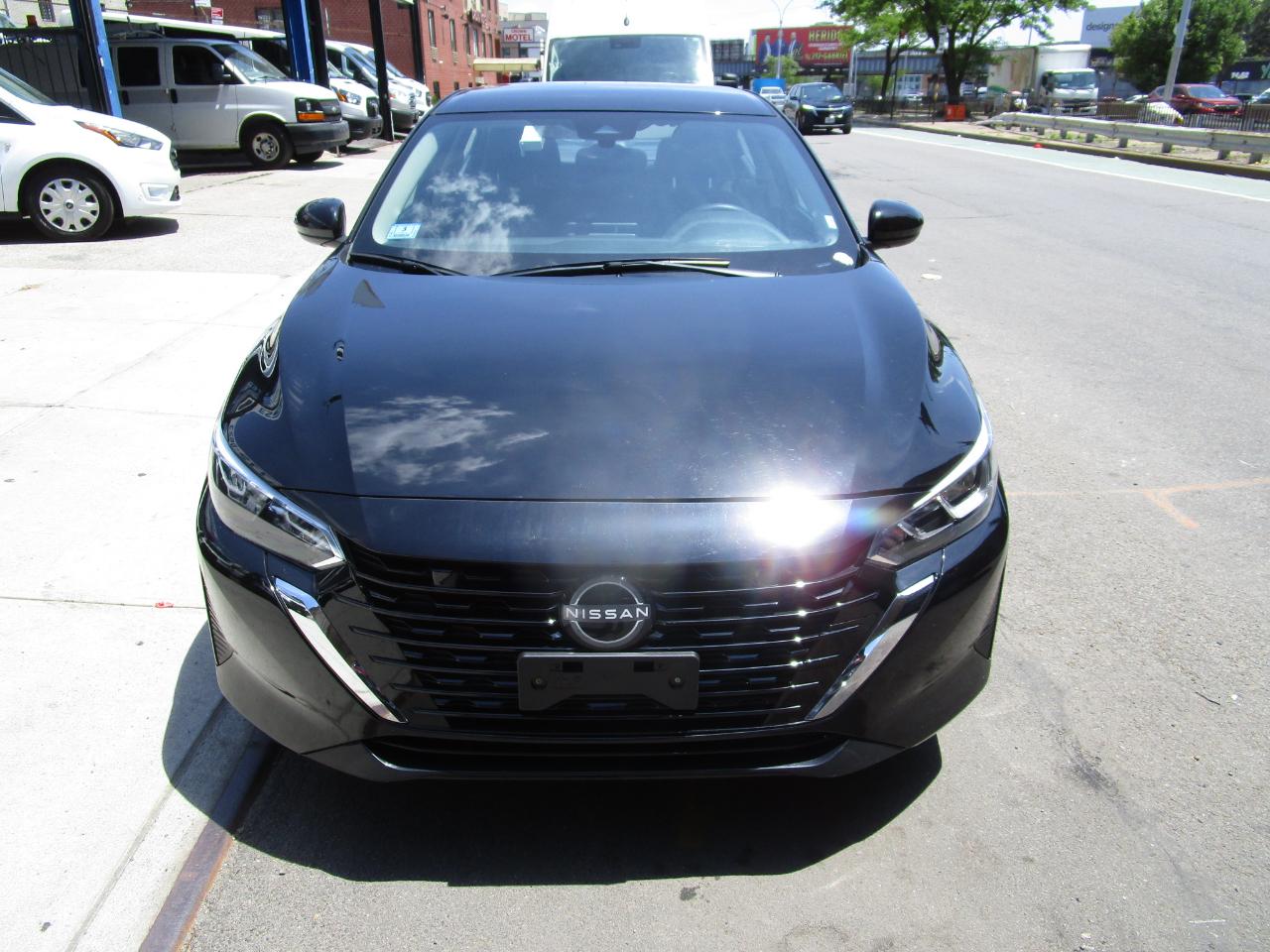 Nissan Sentra S CVT 2025