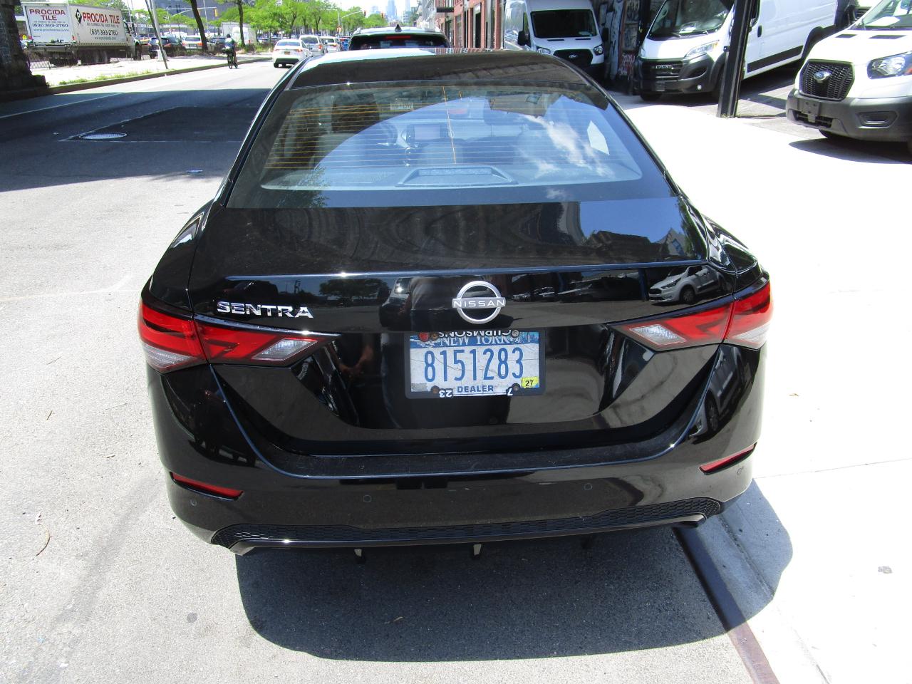 Nissan Sentra S CVT 2025
