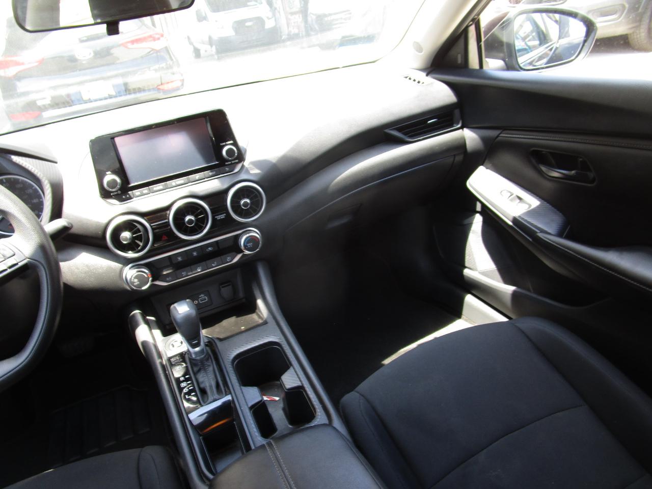 Nissan Sentra S CVT 2025