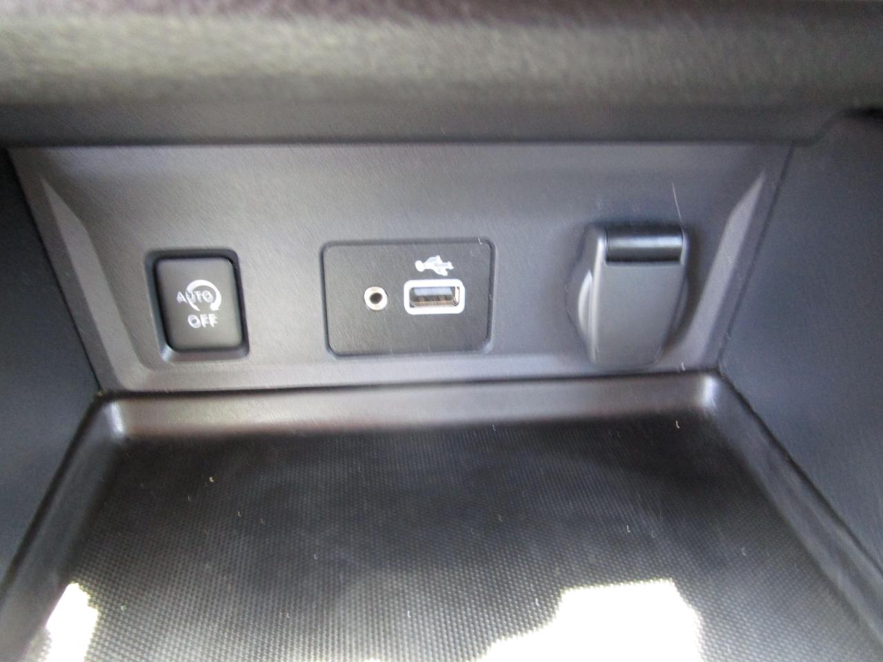 Nissan Sentra S CVT 2025