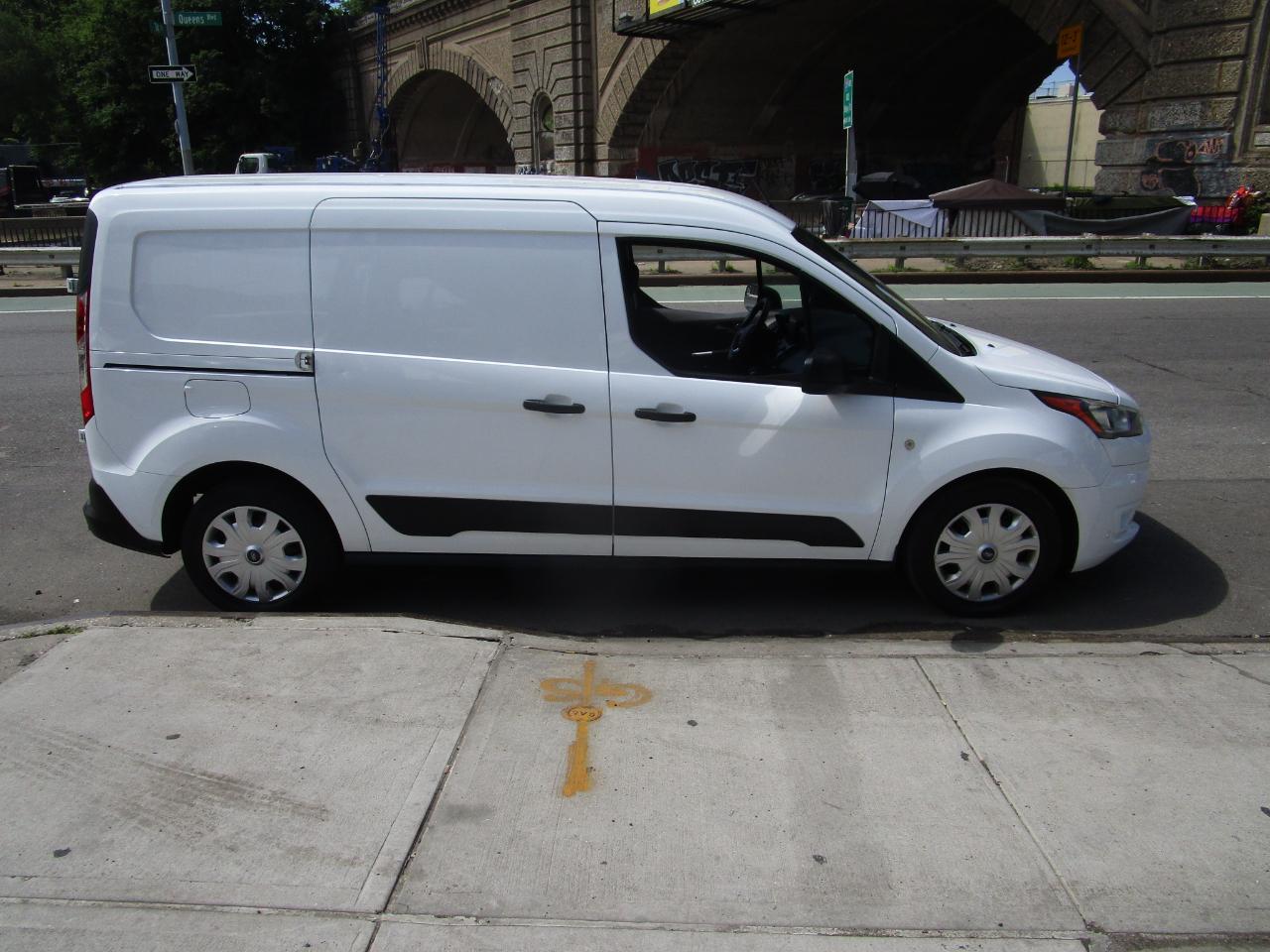 Ford Transit Connect Van XLT LWB w/Rear Symmetrical Doors 2022