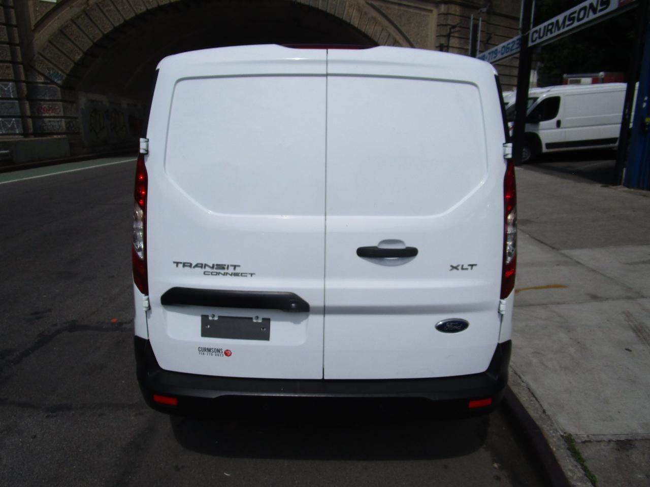 Ford Transit Connect Van XLT LWB w/Rear Symmetrical Doors 2022