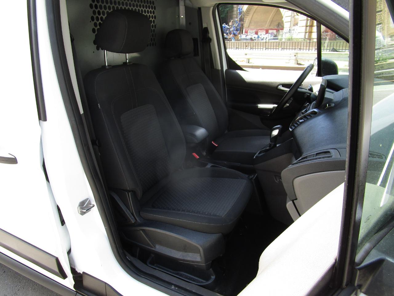 Ford Transit Connect Van XLT LWB w/Rear Symmetrical Doors 2022