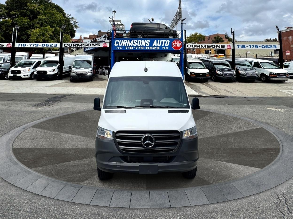 Mercedes-Benz Sprinter Cargo Van 2500 High Roof I4 Diesel 170" RWD 2025