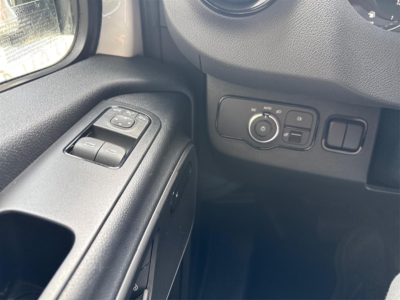 Mercedes-Benz Sprinter Cargo Van 2500 High Roof I4 Diesel 170" RWD 2025