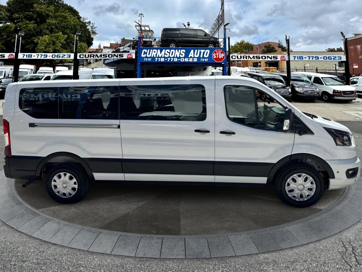 Ford Transit Passenger Wagon T-350 148" Low Roof XLT RWD 2026
