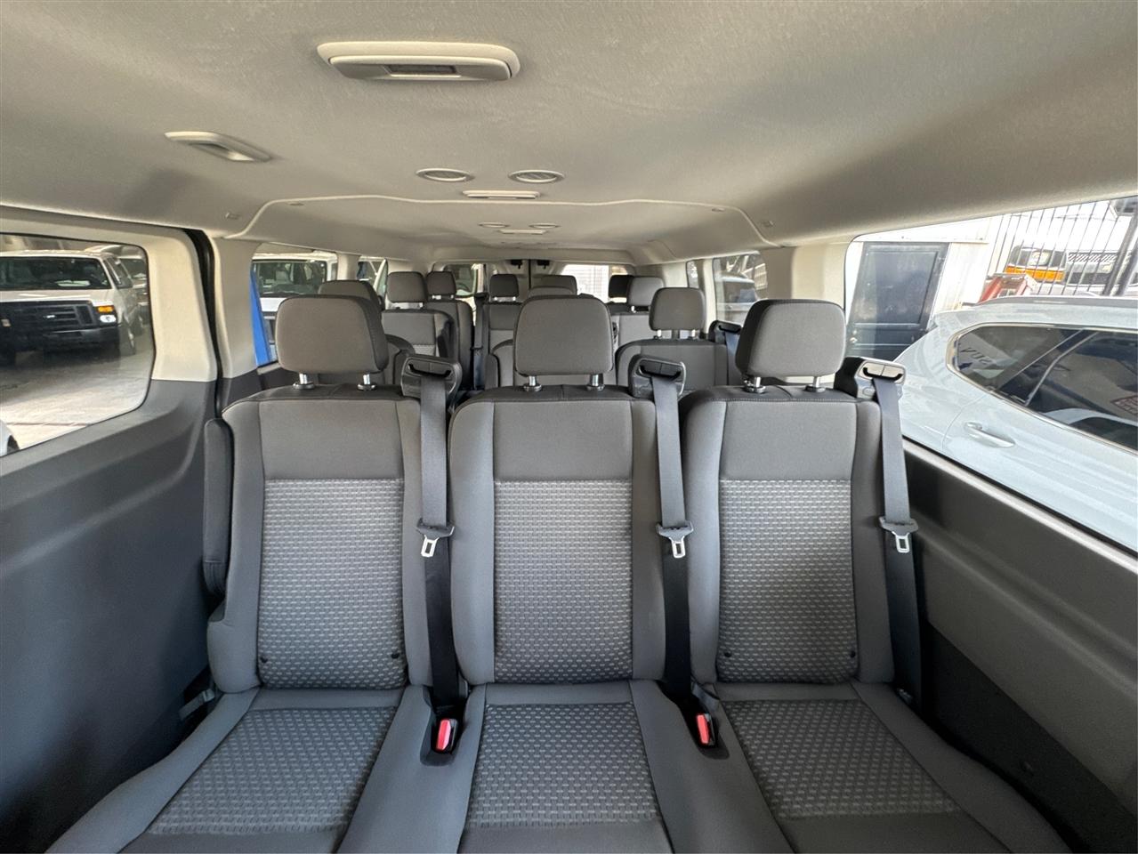 Ford Transit Passenger Wagon T-350 148" Low Roof XLT RWD 2026